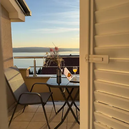 Blue Horizon - 400m From The Sea! Dramalj
