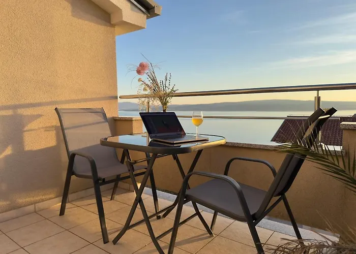 Blue Horizon - 400m From The Sea! * Dramalj